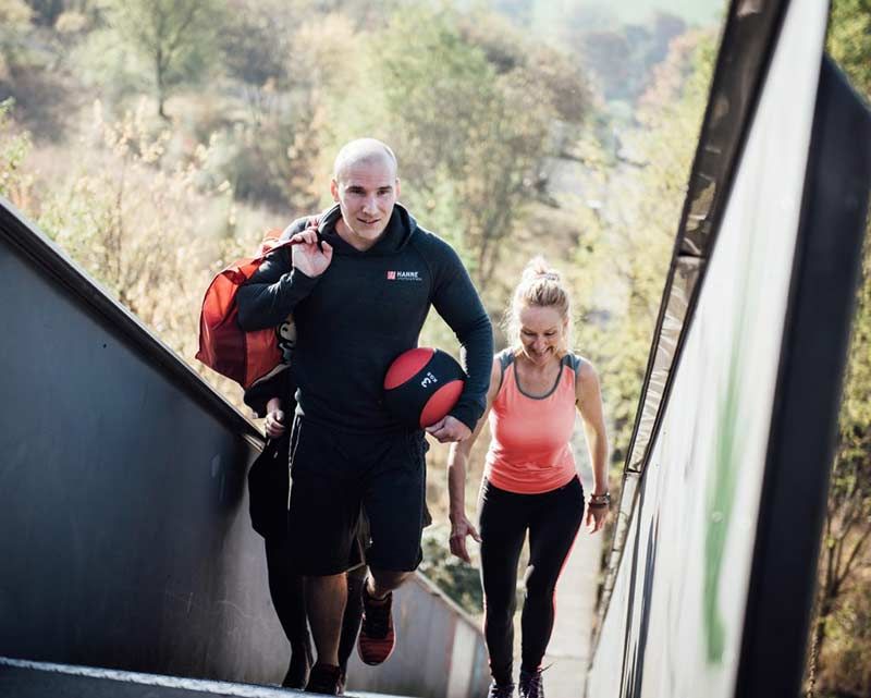 personal-trainer-in-action